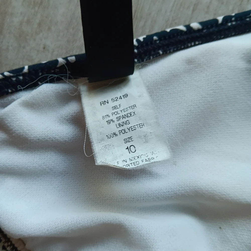 La Blanca Bikini Tie Halter Top Swim Skirt Black White Size 10 - Picture 8 of 16